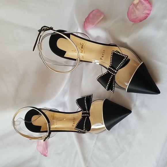 Christian louboutin pump